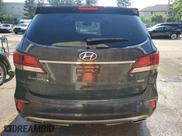 2018 Hyundai Santa Fe SE Ultimate with VIN KM8SR4HF9JU262815, listed as a Copart auction lot 60081025 with 48,711 mi miles and Clean title. Bid and sale history available at DreamBid. Image 6.