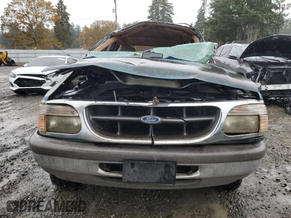 ✅ 1996 Ford Explorer XL • VIN: 1FMDU32X9TZA60520 • Lot: 87482655. Listed on Copart with 226,034 mi. Free auction sales archive from the USA and detailed vehicle history report at DreamBid. Image 5.