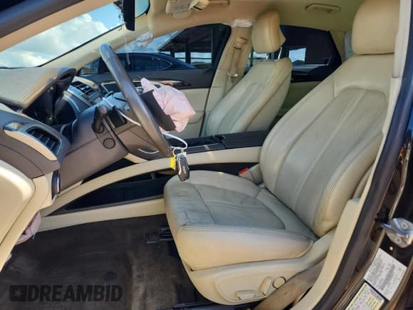 ✅ 2013 Lincoln MKZ • VIN: 3LN6L2G90DR808545 • Lot: 81664695. Wystawiony na Copart z przebiegiem 149 338 mil. Bezpłatny archiwum sprzedaży aukcyjnych z USA i szczegółowy raport historii pojazdu na DreamBid. Zdjęcie 7.