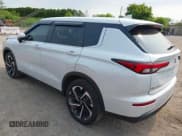 ✅ 2022 Mitsubishi Outlander ES • VIN: JA4J4TA85NZ029750 • Lot: 42404627. Listed on IAAI with 37,975 mi. Free auction sales archive from the USA and detailed vehicle history report at DreamBid. Image 3.