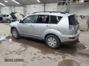 ✅ 2011 Mitsubishi Outlander ES • VIN: JA4AS2AW3BU015546 • Lot: 42634046. Listed on IAAI with 99,162 mi. Free auction sales archive from the USA and detailed vehicle history report at DreamBid. Image 3.