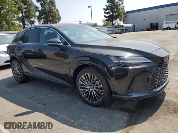 ✅ 2024 Lexus RX 450h+ Luxury • VIN: JTJCJMGA5R2014880 • Lot: 62349135. Wystawiony na Copart z przebiegiem 19 955 mil. Bezpłatny archiwum sprzedaży aukcyjnych z USA i szczegółowy raport historii pojazdu na DreamBid. Zdjęcie 4.