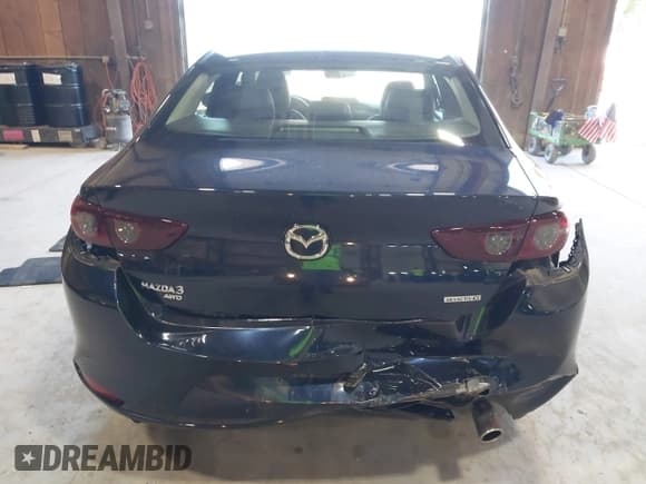 ✅ 2021 Mazda 3 Preferred • VIN: JM1BPBCL7M1334712 • Lot: 43160500. Listed on IAAI with 57,546 mi. Free auction sales archive from the USA and detailed vehicle history report at DreamBid. Image 16.