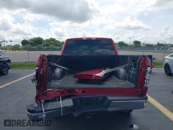 ✅ 2015 Ford F-150 XL • VIN: 1FTEX1CP1FKF12847 • Лот: 42485799. Опубликован ранее на IAAI с пробегом 171 974 миль. Бесплатный доступ к архиву аукционных продаж из США и подробный отчёт об истории автомобиля на DreamBid. Изображение 17.