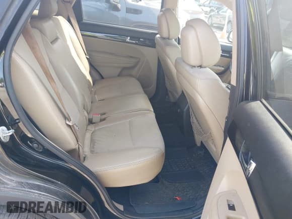 ✅ 2011 Kia Sorento EX • VIN: 5XYKUCA19BG147484 • Лот: 43350554. Опубликован ранее на IAAI с пробегом 201 329 миль. Бесплатный доступ к архиву аукционных продаж из США и подробный отчёт об истории автомобиля на DreamBid. Изображение 8.