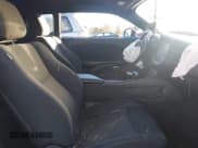 ✅ 2015 Dodge Challenger SXT • VIN: 2C3CDZAGXFH913391 • Lot: 43489098. Wystawiony na IAAI z przebiegiem 170 864 mil. Bezpłatny archiwum sprzedaży aukcyjnych z USA i szczegółowy raport historii pojazdu na DreamBid. Zdjęcie 5.