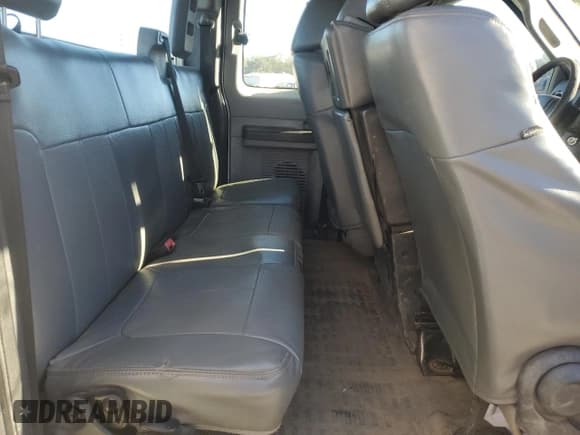 ✅ 2014 Ford F-250 XL • VIN: 1FT7X2A67EEB43093 • Lot: 92004705. Listed on Copart with 141,851 mi. Free auction sales archive from the USA and detailed vehicle history report at DreamBid. Image 10.