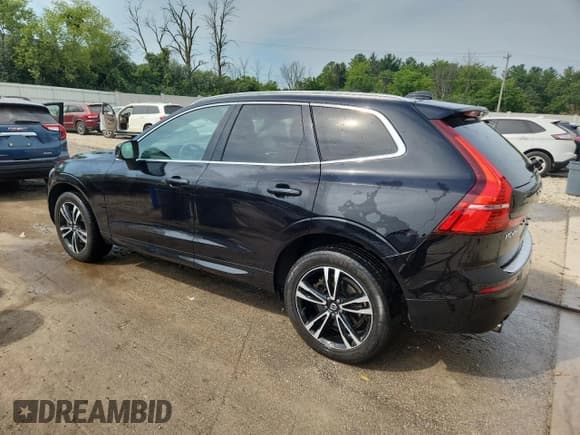 ✅ 2020 Volvo XC60 Momentum • VIN: YV4A22RK6L1609376 • Lot: 68881685. Listed on Copart with 70,841 mi. Free auction sales archive from the USA and detailed vehicle history report at DreamBid. Image 2.