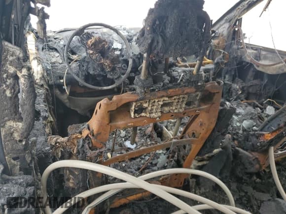 ✅ 2018 Dodge Grand Caravan SXT • VIN: 2C4RDGCG4JR265766 • Lot: 57769375. Wystawiony na Copart z przebiegiem Nie podano. Bezpłatny archiwum sprzedaży aukcyjnych z USA i szczegółowy raport historii pojazdu na DreamBid. Zdjęcie 8.