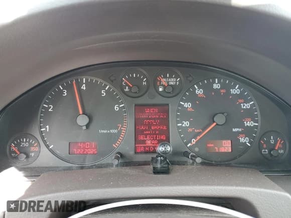 ✅ 2001 Audi A6 • VIN: WAUEH64B01N157171 • Lot: 66158785. Wystawiony na Copart z przebiegiem 71 823 mil. Bezpłatny archiwum sprzedaży aukcyjnych z USA i szczegółowy raport historii pojazdu na DreamBid. Zdjęcie 9.