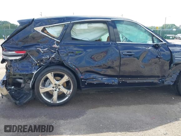 ✅ 2023 Genesis GV80 • VIN: KMUHCESC6PU147034 • Lot: 42296539. Wystawiony na IAAI z przebiegiem Nie podano. Bezpłatny archiwum sprzedaży aukcyjnych z USA i szczegółowy raport historii pojazdu na DreamBid. Zdjęcie 6.