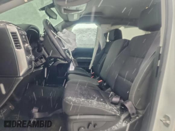 ✅ 2016 Chevrolet Silverado 1500 LT • VIN: 3GCUKREC2GG226968 • Lot: 94394705. Listed on Copart with 165,510 mi. Free auction sales archive from the USA and detailed vehicle history report at DreamBid. Image 7.