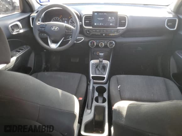 ✅ 2021 Hyundai Venue SE • VIN: KMHRB8A30MU069161 • Lot: 86194114. Listed on Copart with 56,614 mi. Free auction sales archive from the USA and detailed vehicle history report at DreamBid. Image 8.