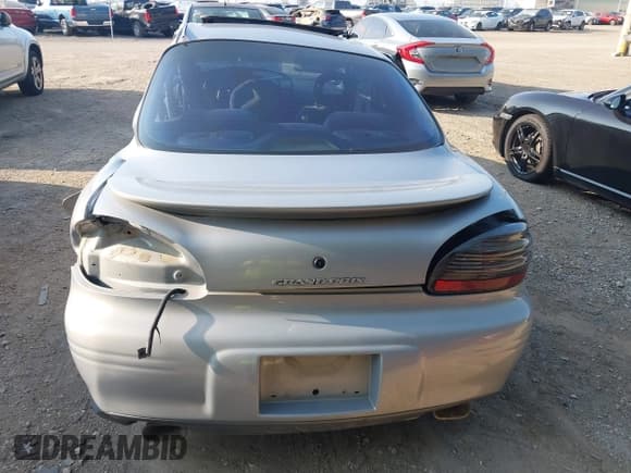 ✅ 2000 Pontiac Grand Prix GTP • VIN: 1G2WR121XYF194934 • Lot: 42966479. Listed on IAAI with 124,620 mi. Free auction sales archive from the USA and detailed vehicle history report at DreamBid. Image 15.