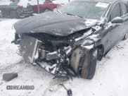 ✅ 2013 Lincoln MKZ • VIN: 3LN6L2GK0DR825820 • Lot: 41603721. Wystawiony na IAAI z przebiegiem 110 837 mil. Bezpłatny archiwum sprzedaży aukcyjnych z USA i szczegółowy raport historii pojazdu na DreamBid. Zdjęcie 6.