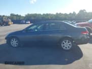 ✅ 2004 Honda Accord EX • VIN: 1HGCM66574A004569 • Lot: 43174513. Listed on IAAI with 286,029 mi. Free auction sales archive from the USA and detailed vehicle history report at DreamBid. Image 15.