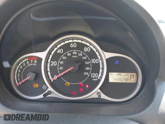 ✅ 2013 Mazda 2 Sport • VIN: JM1DE1KYXD0165698 • Lot: 42108977. Wystawiony na IAAI z przebiegiem 44 928 mil. Bezpłatny archiwum sprzedaży aukcyjnych z USA i szczegółowy raport historii pojazdu na DreamBid. Zdjęcie 7.