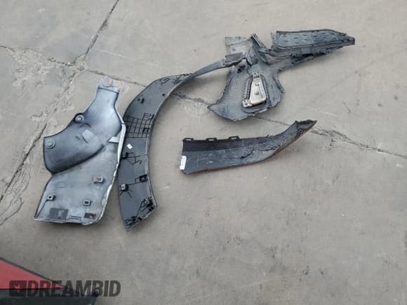 ✅ 2019 Hyundai Kona SE • VIN: KM8K12AA8KU391186 • Лот: 64648014. Опубликован ранее на Copart с пробегом 73 763 миль. Бесплатный доступ к архиву аукционных продаж из США и подробный отчёт об истории автомобиля на DreamBid. Изображение 12.