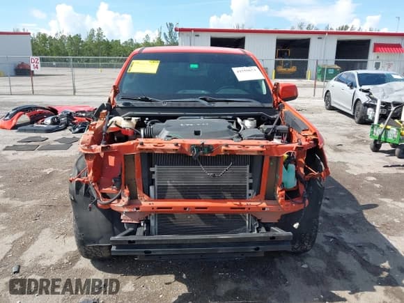 ✅ 2022 Chevrolet Colorado 2WD LT • VIN: 1GCGSCEN2N1101637 • Lot: 42559673. Listed on IAAI with 120,280 mi. Free auction sales archive from the USA and detailed vehicle history report at DreamBid. Image 6.