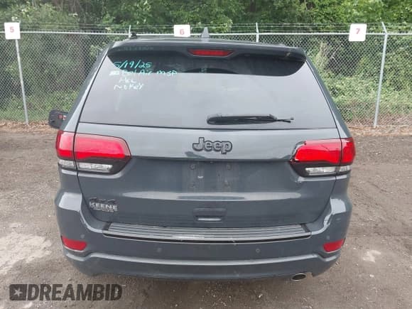 ✅ 2017 Jeep Grand Cherokee Altitude • VIN: 1C4RJFAG9HC895730 • Lot: 42323325. Listed on IAAI with 113,136 mi. Free auction sales archive from the USA and detailed vehicle history report at DreamBid. Image 16.