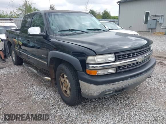 2000 Chevrolet Silverado 1500 LS с VIN 1GCEK19T7YE311751, выставлен на аукционе IAAI как лот 43284726 с пробегом 177 615 миль миль и . История ставок и продаж доступна на DreamBid. Изображение 1.