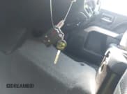 ✅ 2019 Chevrolet Silverado 1500 LT • VIN: 2GCVKPEC4K1177671 • Lot: 43462640. Wystawiony na IAAI z przebiegiem 52 632 mil. Bezpłatny archiwum sprzedaży aukcyjnych z USA i szczegółowy raport historii pojazdu na DreamBid. Zdjęcie 11.