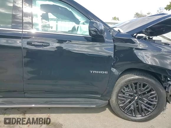 ✅ 2023 Chevrolet Tahoe LT • VIN: 1GNSKNKD5PR547410 • Lot: 84788445. Wystawiony na Copart z przebiegiem Nie podano. Bezpłatny archiwum sprzedaży aukcyjnych z USA i szczegółowy raport historii pojazdu na DreamBid. Zdjęcie 14.