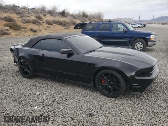 ✅ 2010 Ford Mustang GT • VIN: 1ZVBP8FH9A5169693 • Лот: 92731285. Опубликован ранее на Copart с пробегом 126 967 миль. Бесплатный доступ к архиву аукционных продаж из США и подробный отчёт об истории автомобиля на DreamBid. Изображение 4.