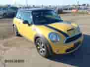 2007 MINI Hardtop S with VIN WMWMF73597TL91834, listed as a IAAI auction lot 43563516 with 114,589 mi miles and . Bid and sale history available at DreamBid. Image 1.