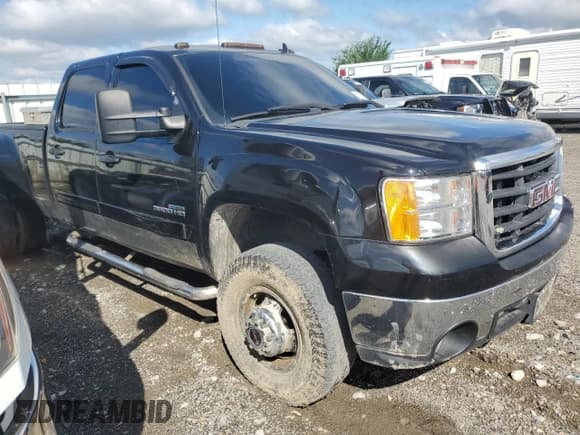 ✅ 2007 GMC Sierra 3500HD DRW SLE2 • VIN: 1GTJK33687F566382 • Lot: 60751624. Wystawiony na Copart z przebiegiem 185 742 mil. Bezpłatny archiwum sprzedaży aukcyjnych z USA i szczegółowy raport historii pojazdu na DreamBid. Zdjęcie 4.
