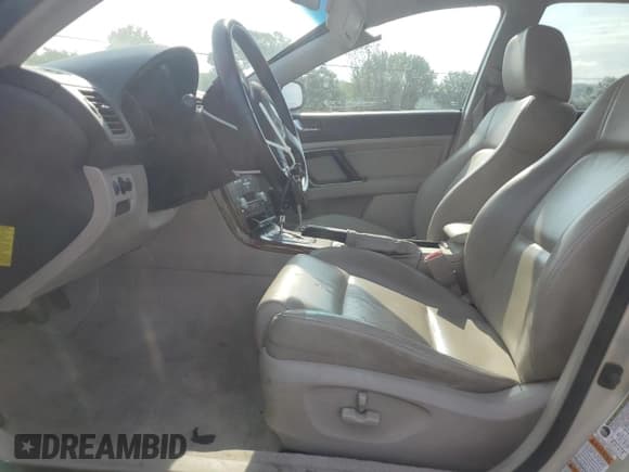 ✅ 2007 Subaru Legacy Outback Limited • VIN: 4S4BP62C077303095 • Лот: 66842215. Опубликован ранее на Copart с пробегом 86 575 миль. Бесплатный доступ к архиву аукционных продаж из США и подробный отчёт об истории автомобиля на DreamBid. Изображение 7.