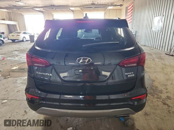✅ 2017 Hyundai Santa Fe 2.4L • VIN: 5XYZUDLBXHG463463 • Лот: 80150215. Опубликован ранее на Copart с пробегом 94 942 миль. Бесплатный доступ к архиву аукционных продаж из США и подробный отчёт об истории автомобиля на DreamBid. Изображение 6.