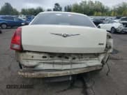 ✅ 2006 Chrysler 300 • VIN: 2C3KA43R56H213154 • Lot: 81953245. Wystawiony na Copart z przebiegiem Nie podano. Bezpłatny archiwum sprzedaży aukcyjnych z USA i szczegółowy raport historii pojazdu na DreamBid. Zdjęcie 6.