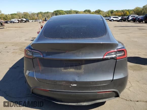 ✅ 2022 Tesla Model Y Long Range • VIN: 7SAYGDEE1NF434045 • Lot: 85329685. Listed on Copart with 39,693 mi. Free auction sales archive from the USA and detailed vehicle history report at DreamBid. Image 6.