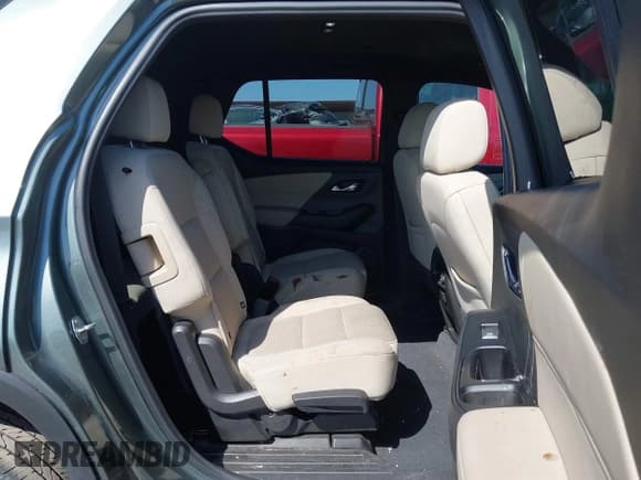 ✅ 2023 Chevrolet Traverse LT Cloth • VIN: 1GNERGKW5PJ181453 • Lot: 42869438. Listed on IAAI with 48,393 mi. Free auction sales archive from the USA and detailed vehicle history report at DreamBid. Image 8.