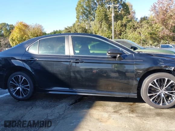 ✅ 2019 Toyota Camry SE • VIN: 4T1B11HK5KU211784 • Lot: 43448241. Wystawiony na IAAI z przebiegiem 92 713 mil. Bezpłatny archiwum sprzedaży aukcyjnych z USA i szczegółowy raport historii pojazdu na DreamBid. Zdjęcie 13.