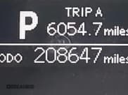 ✅ 2016 Toyota Corolla LE • VIN: 5YFBURHE1GP487792 • Lot: 43265087. Wystawiony na IAAI z przebiegiem 208 647 mil. Bezpłatny archiwum sprzedaży aukcyjnych z USA i szczegółowy raport historii pojazdu na DreamBid. Zdjęcie 16.