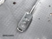 ✅ 2015 Volkswagen Jetta SE • VIN: 3VWD17AJ8FM236610 • Lot: 43777119. Wystawiony na IAAI z przebiegiem 254 206 mil. Bezpłatny archiwum sprzedaży aukcyjnych z USA i szczegółowy raport historii pojazdu na DreamBid. Zdjęcie 11.