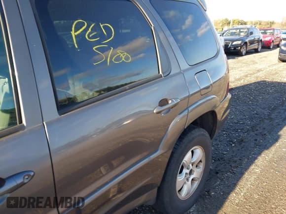 ✅ 2003 Mazda Tribute LX • VIN: 4F2CZ94133KM52401 • Лот: 42142297. Опубликован ранее на IAAI с пробегом Не указан. Бесплатный доступ к архиву аукционных продаж из США и подробный отчёт об истории автомобиля на DreamBid. Изображение 6.