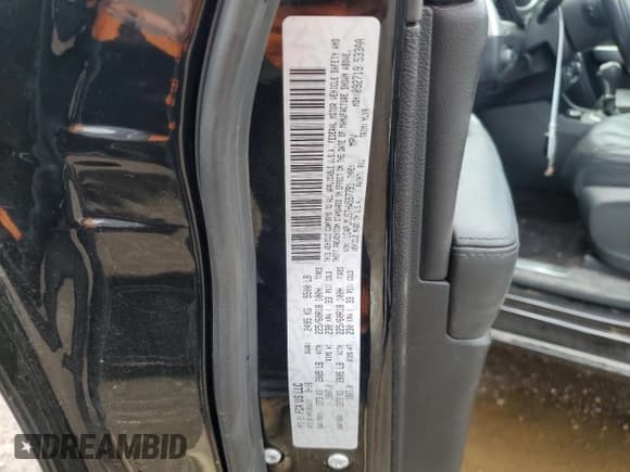 ✅ 2017 Jeep Cherokee Overland • VIN: 1C4PJMJS7HW557791 • Lot: 63774495. Listed on Copart with 49,280 mi. Free auction sales archive from the USA and detailed vehicle history report at DreamBid. Image 14.