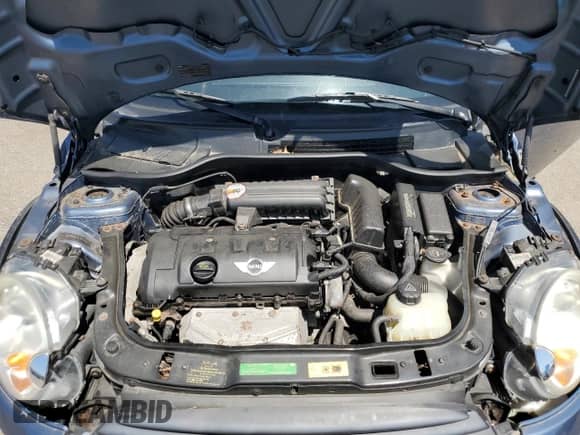 2010 MINI Hardtop с VIN WMWMF3C57ATU79474, выставлен на аукционе Copart как лот 61860865 с пробегом 137 965 миль миль и Чистый • Clean title. История ставок и продаж доступна на DreamBid. Изображение 11.