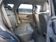 ✅ 2006 Ford Escape XLT • VIN: 1FMYU03176KA94592 • Lot: 89859935. Wystawiony na Copart z przebiegiem 250 591 mil. Bezpłatny archiwum sprzedaży aukcyjnych z USA i szczegółowy raport historii pojazdu na DreamBid. Zdjęcie 11.