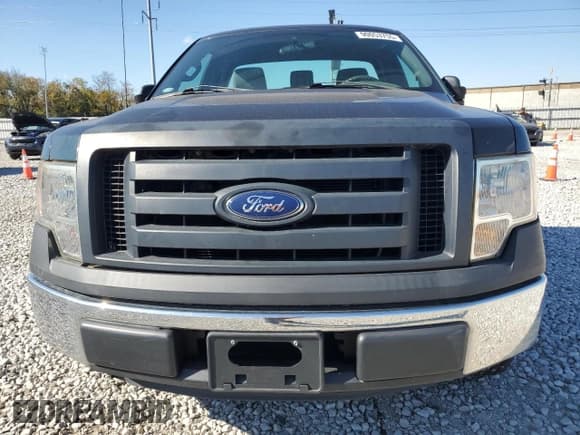 ✅ 2012 Ford F-150 XL • VIN: 1FTMF1CM6CKE37711 • Lot: 90053755. Listed on Copart with 85,520 mi. Free auction sales archive from the USA and detailed vehicle history report at DreamBid. Image 5.