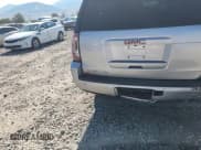 ✅ 2018 GMC Yukon XL SLT • VIN: 1GKS2GKC4JR185786 • Lot: 71130145. Listed on Copart with 132,850 mi. Free auction sales archive from the USA and detailed vehicle history report at DreamBid. Image 15.