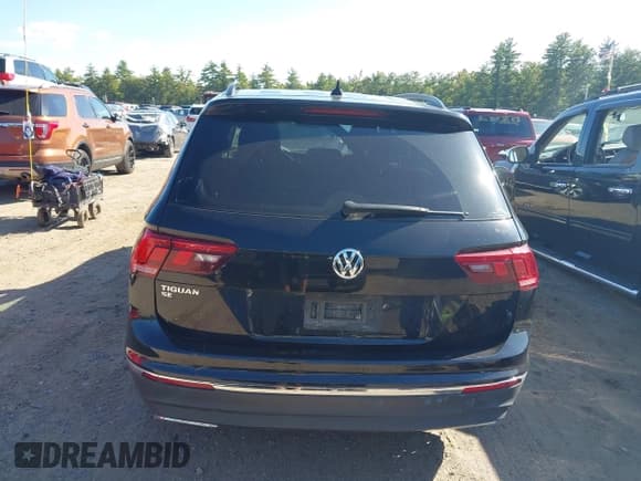 ✅ 2021 Volkswagen Tiguan SE • VIN: 3VV3B7AX0MM118968 • Лот: 43198705. Опубликован ранее на IAAI с пробегом 70 936 миль. Бесплатный доступ к архиву аукционных продаж из США и подробный отчёт об истории автомобиля на DreamBid. Изображение 16.
