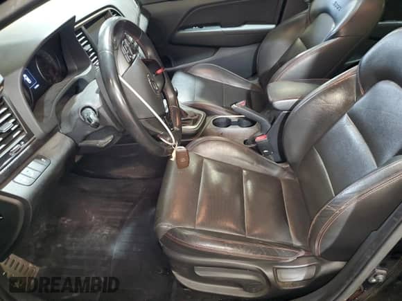 2018 Hyundai Elantra Sport с VIN KMHD04LB8JU602219, выставлен на аукционе Copart как лот 86986955 с пробегом 113 309 миль миль и Списание • Salvage title. История ставок и продаж доступна на DreamBid. Изображение 7.