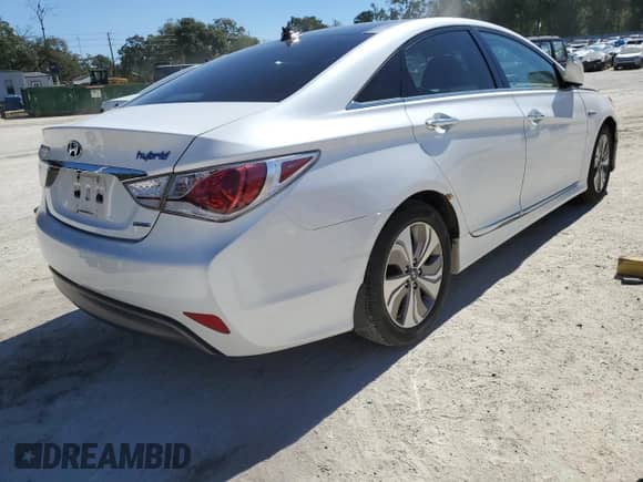 2015 Hyundai Sonata Limited с VIN KMHEC4A45FA120221, выставлен на аукционе Copart как лот 90606025 с пробегом 181 728 миль миль и Чистый • Clean title. История ставок и продаж доступна на DreamBid. Изображение 3.