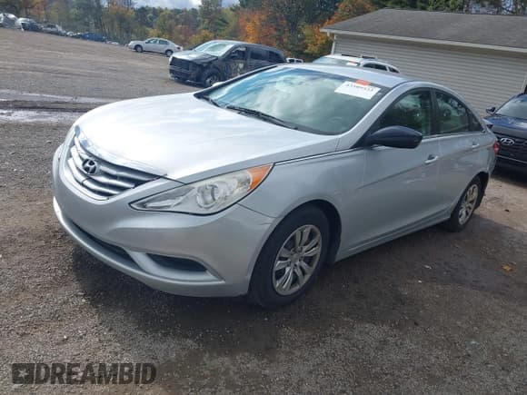 ✅ 2012 Hyundai Sonata GLS • VIN: 5NPEB4AC1CH339356 • Лот: 43509523. Опубликован ранее на IAAI с пробегом 208 636 миль. Бесплатный доступ к архиву аукционных продаж из США и подробный отчёт об истории автомобиля на DreamBid. Изображение 21.