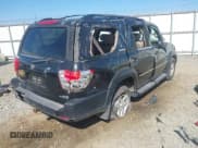 ✅ 2002 Toyota Sequoia Limited • VIN: 5TDZT38A42S069318 • Lot: 43611967. Wystawiony na IAAI z przebiegiem 308 556 mil. Bezpłatny archiwum sprzedaży aukcyjnych z USA i szczegółowy raport historii pojazdu na DreamBid. Zdjęcie 4.