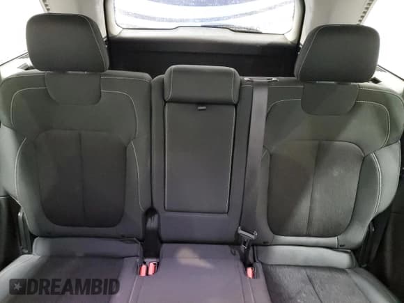 ✅ 2024 Jeep Grand Cherokee Laredo • VIN: 1C4RJHAG5R8954563 • Lot: 70363835. Listed on Copart with 45,084 mi. Free auction sales archive from the USA and detailed vehicle history report at DreamBid. Image 10.